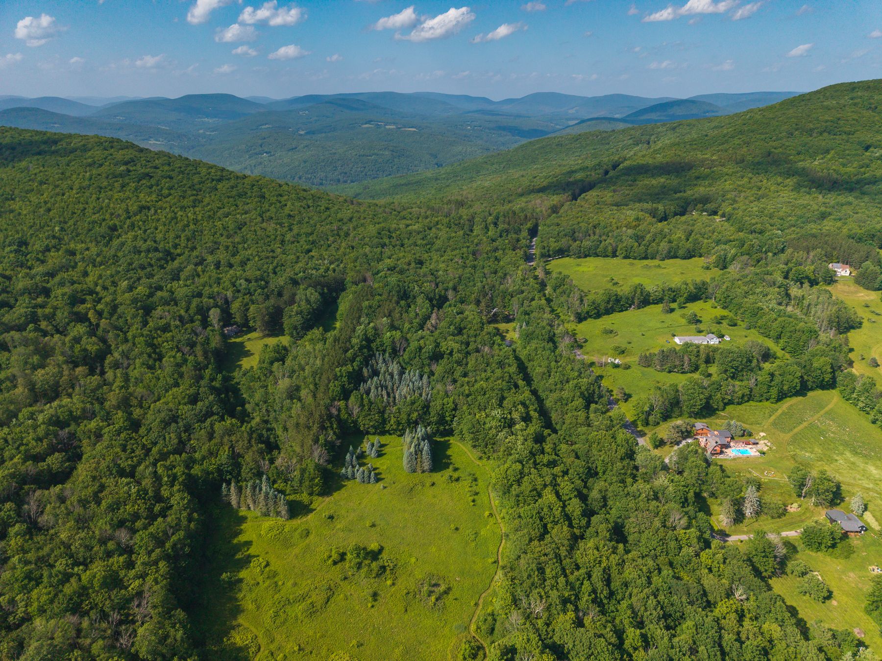 Norwegian Woods aerial view 99