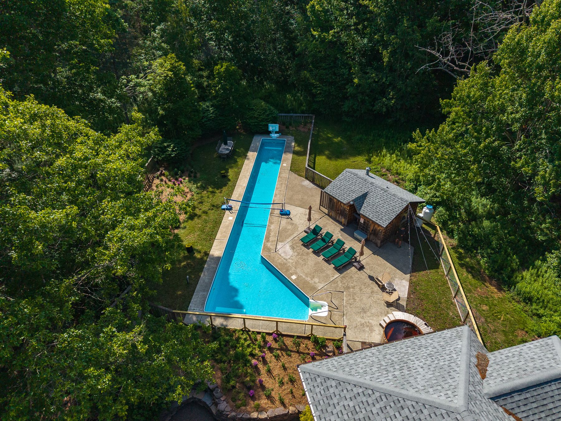 Norwegian Woods aerial view 109